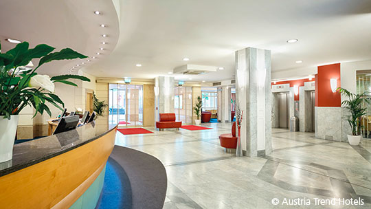 5 Gruppenreise Wien AustriaTrendHotelAnanas Lobby 5 Gruppenreise Wien AustriaTrendHotelAnanas Lobby