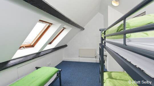 4 Klassenfahrt BathundBristol YHABristol Zimmer1