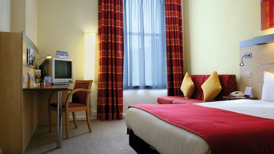 Ibis Hotel Edinburgh Centre South Bridge oder Royal Mile ★★★ Ibis Hotel Edinburgh Centre South Bridge oder Royal Mile ★★★