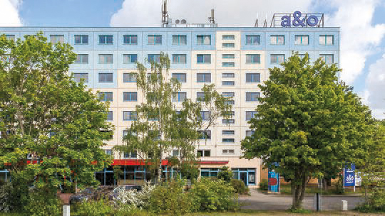 1 Klassenfahrt Berlin a&oBerlinKolumbus Aussenansicht