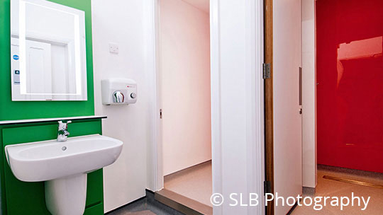 4 Klassenfahrt Canterbury YHA Canterbury Canterbury Badezimmer