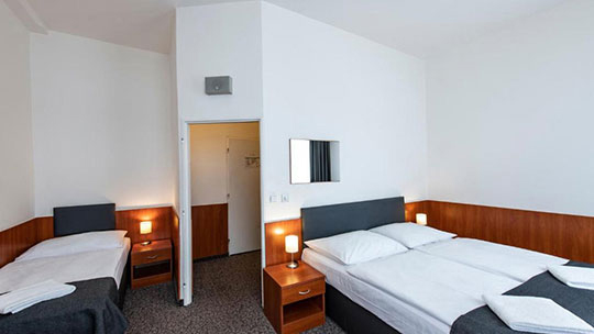 2 Klassenfahrt Prag Hotel Zlata Vaha Dreibettzimmer