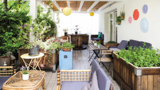 2 Klassenfahrt Gardasee meetgardalakehostel Terrasse