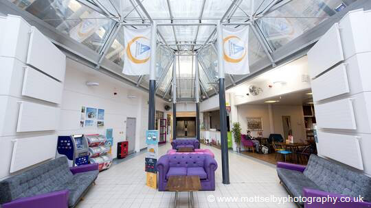 3 Klassenfahrt London YHALondonThameside Eingang