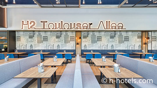 2 Klassenfahrt Duesseldorf H2 Restaurant