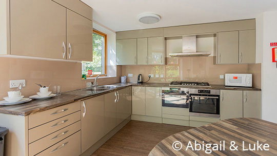 5 Klassenfahrt Canterbury Parkwood Flats Canterbury Kueche