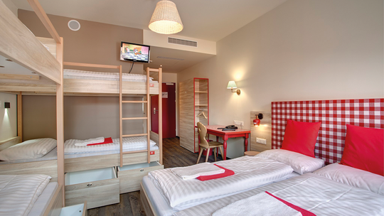 MEININGER Hotel Salzburg City Center MEININGER Hotel Salzburg City Center